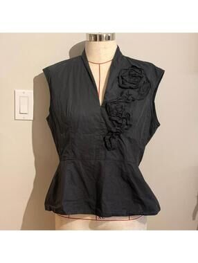 Sandra Angelozzi Sleeveless V-Neck Blouse Rose Ruffle Accent Black Women's 42